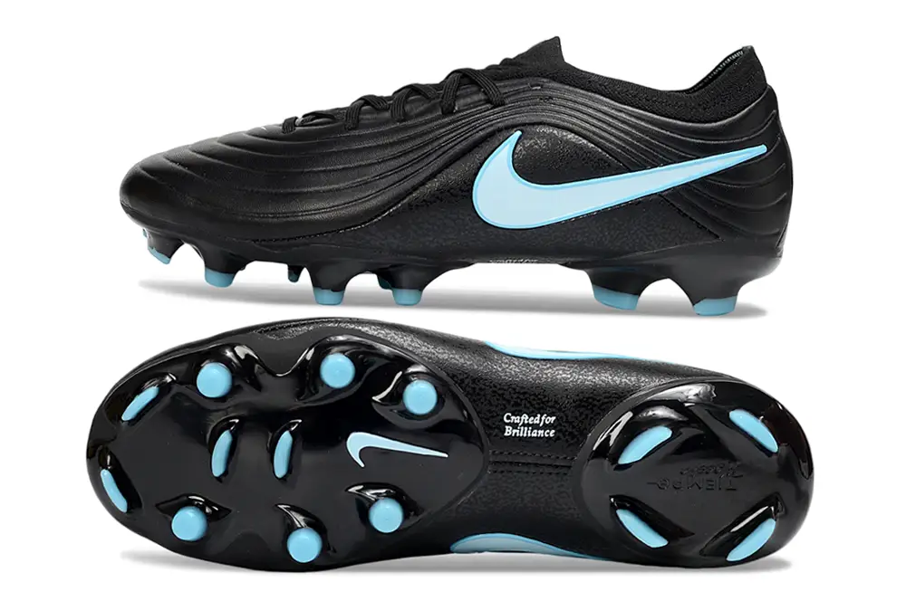 Detailed view of Nike Tiempo Legend Maestro Elite football boots features